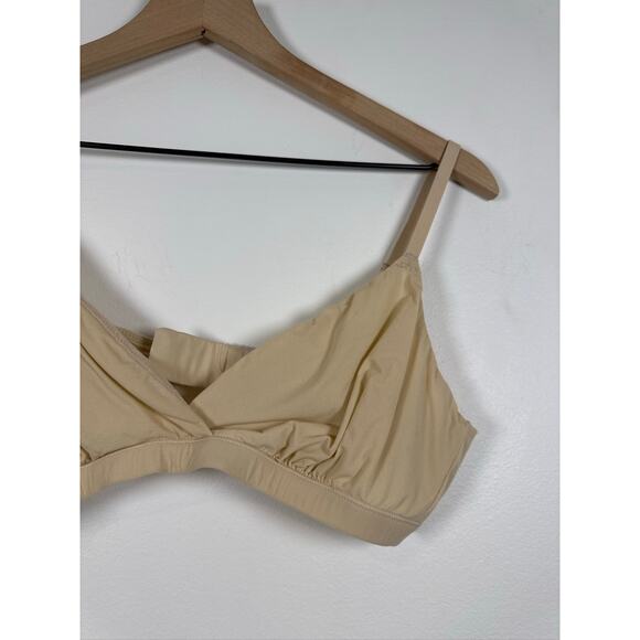 Skims Fit Everybody Crossover Bra - Beige XL - Picture 6 of 7